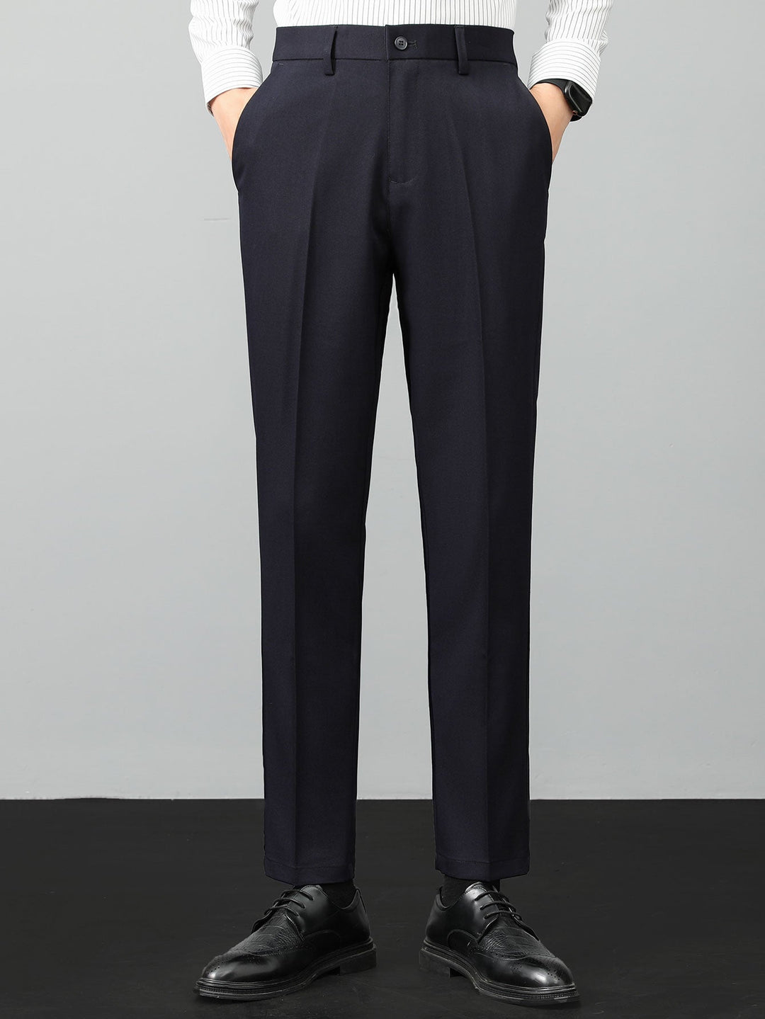 Slim Fit taps toelopende broek
