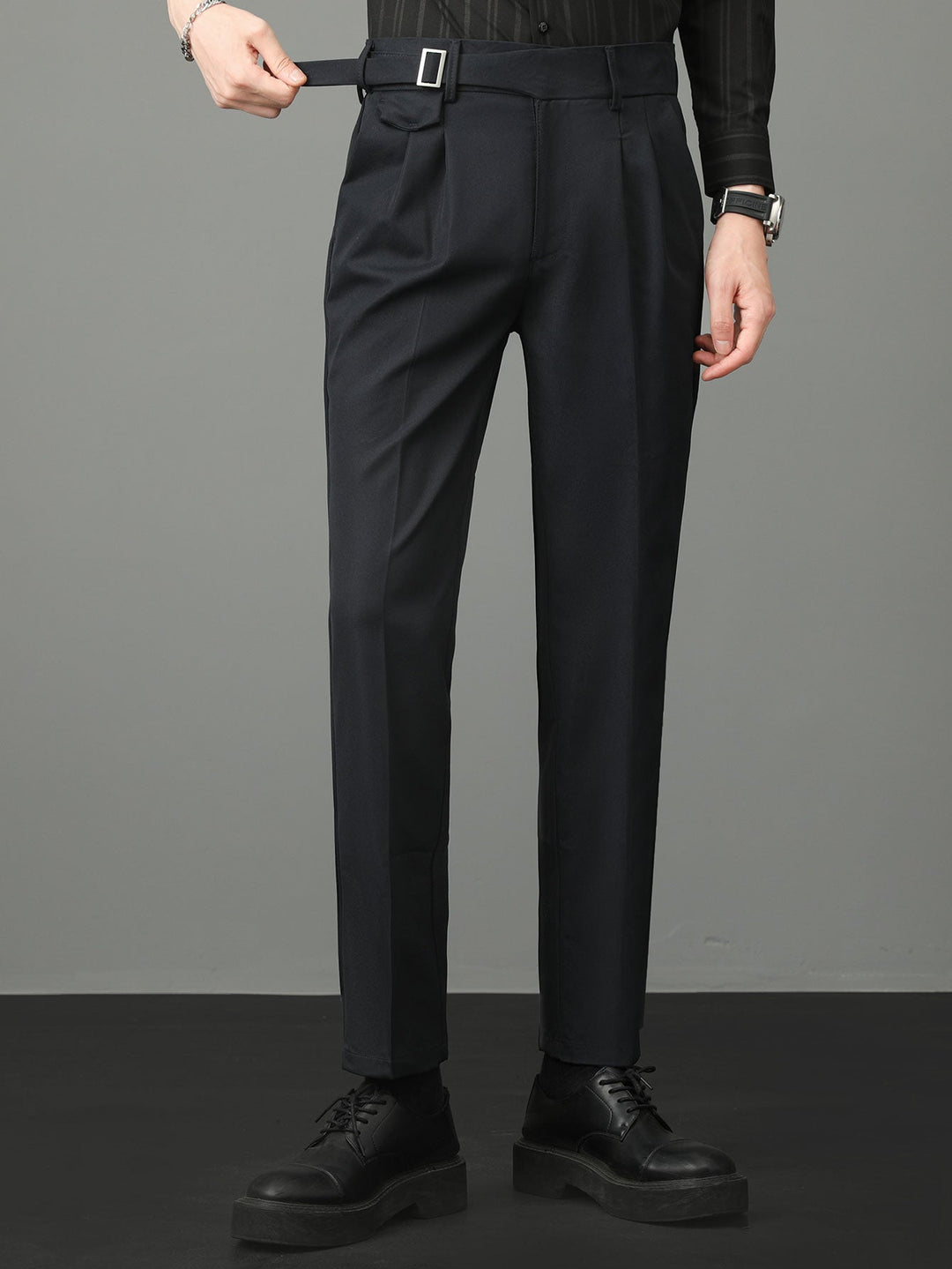 Slim Fit taps toelopende broek