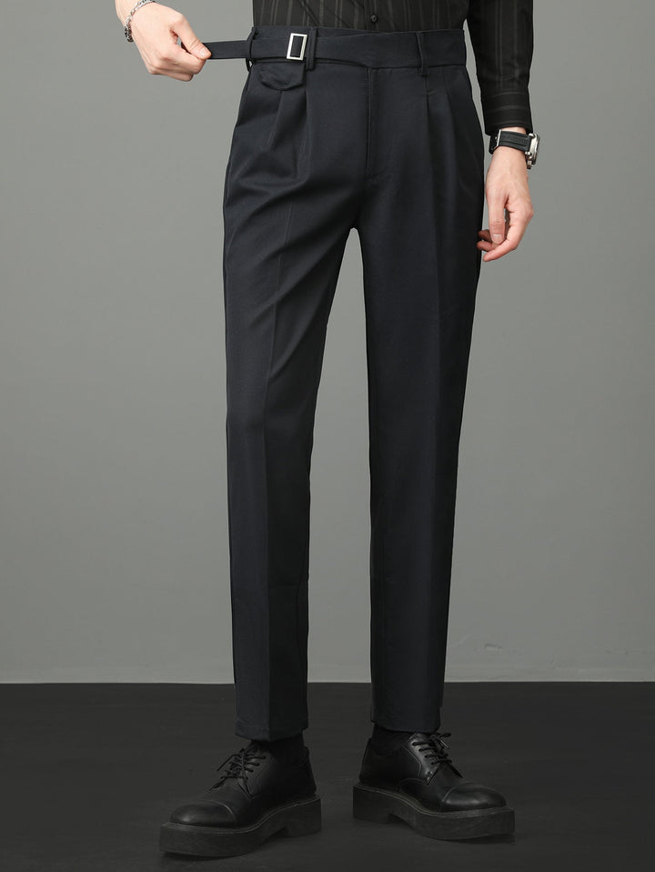 Slim Fit taps toelopende broek