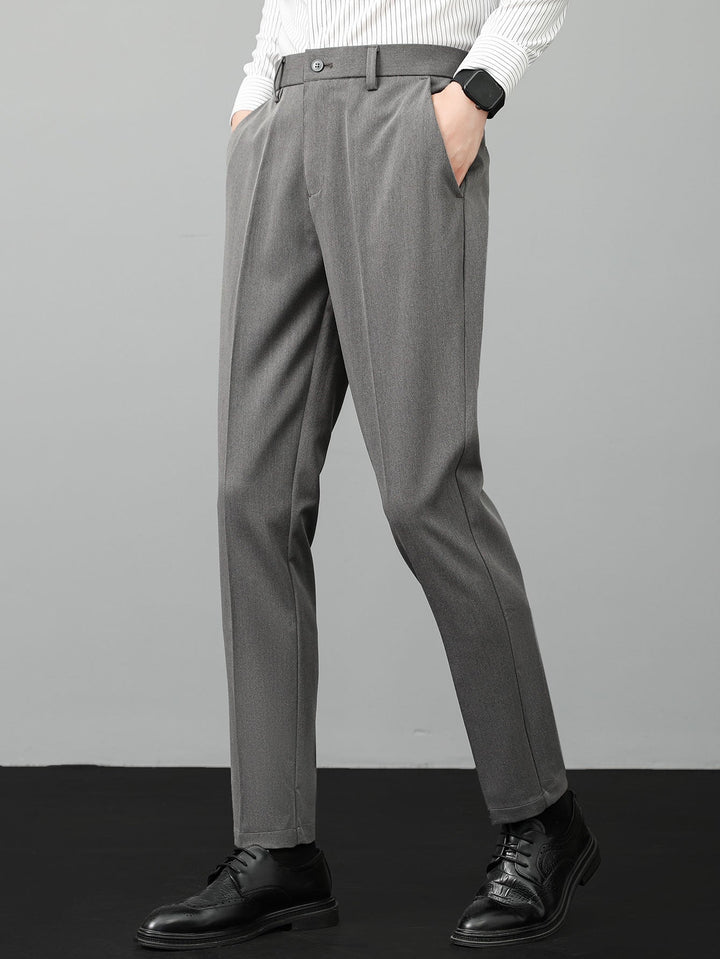 Slim Fit taps toelopende broek