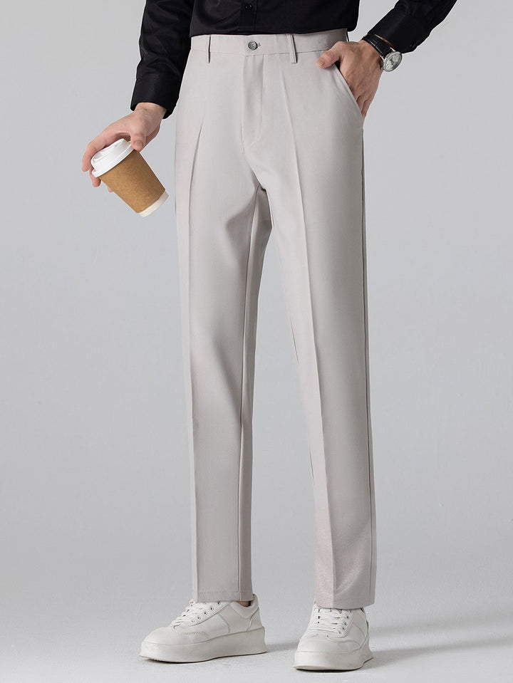 Slim Fit taps toelopende broek