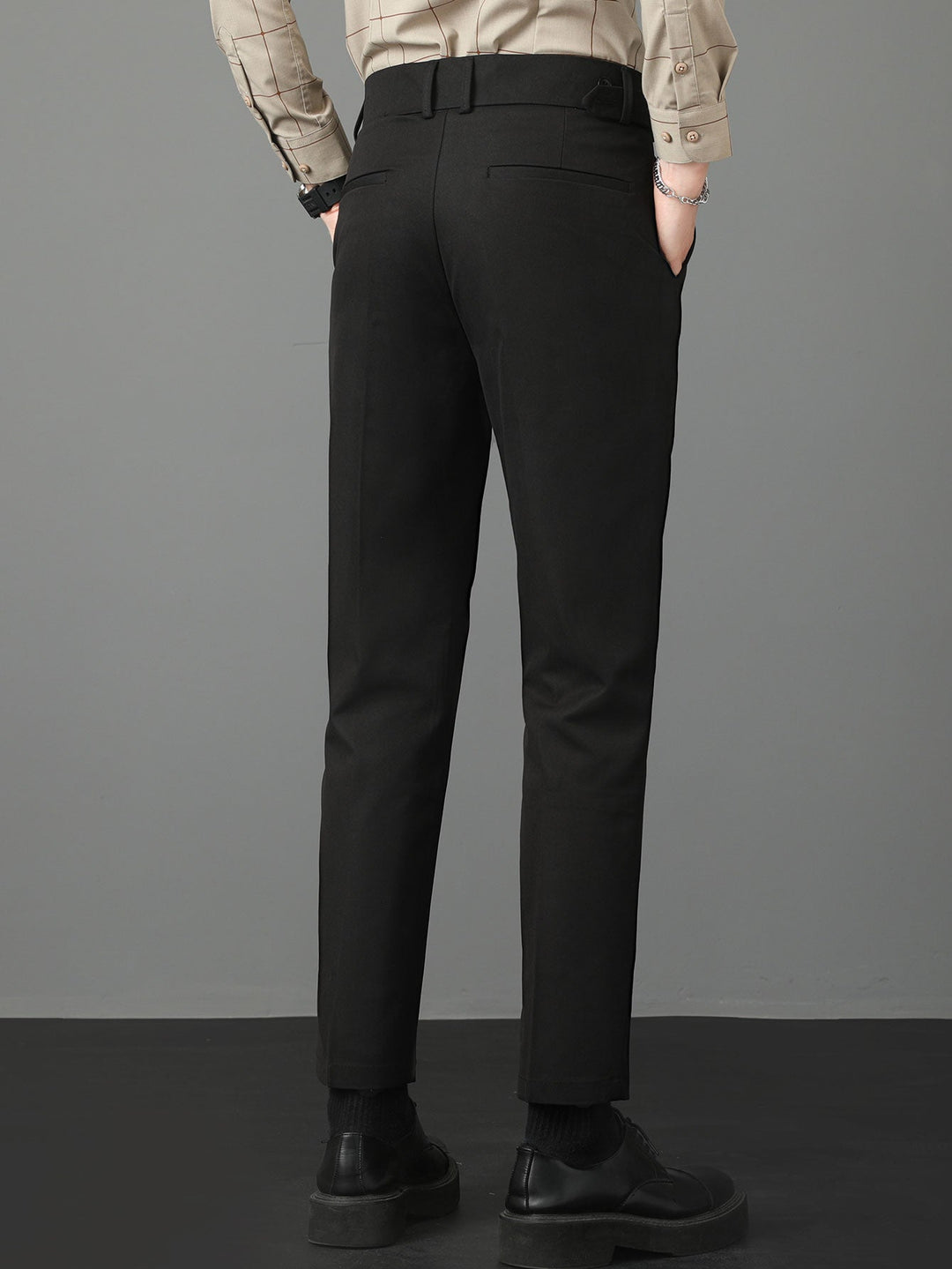 Slim Fit taps toelopende broek