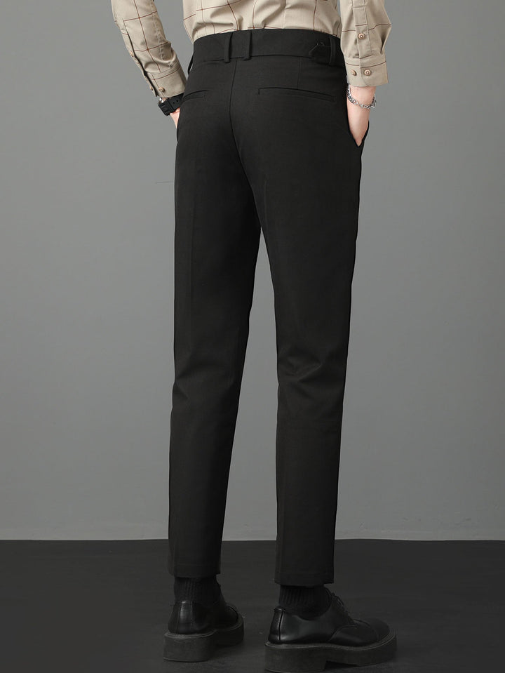 Slim Fit taps toelopende broek